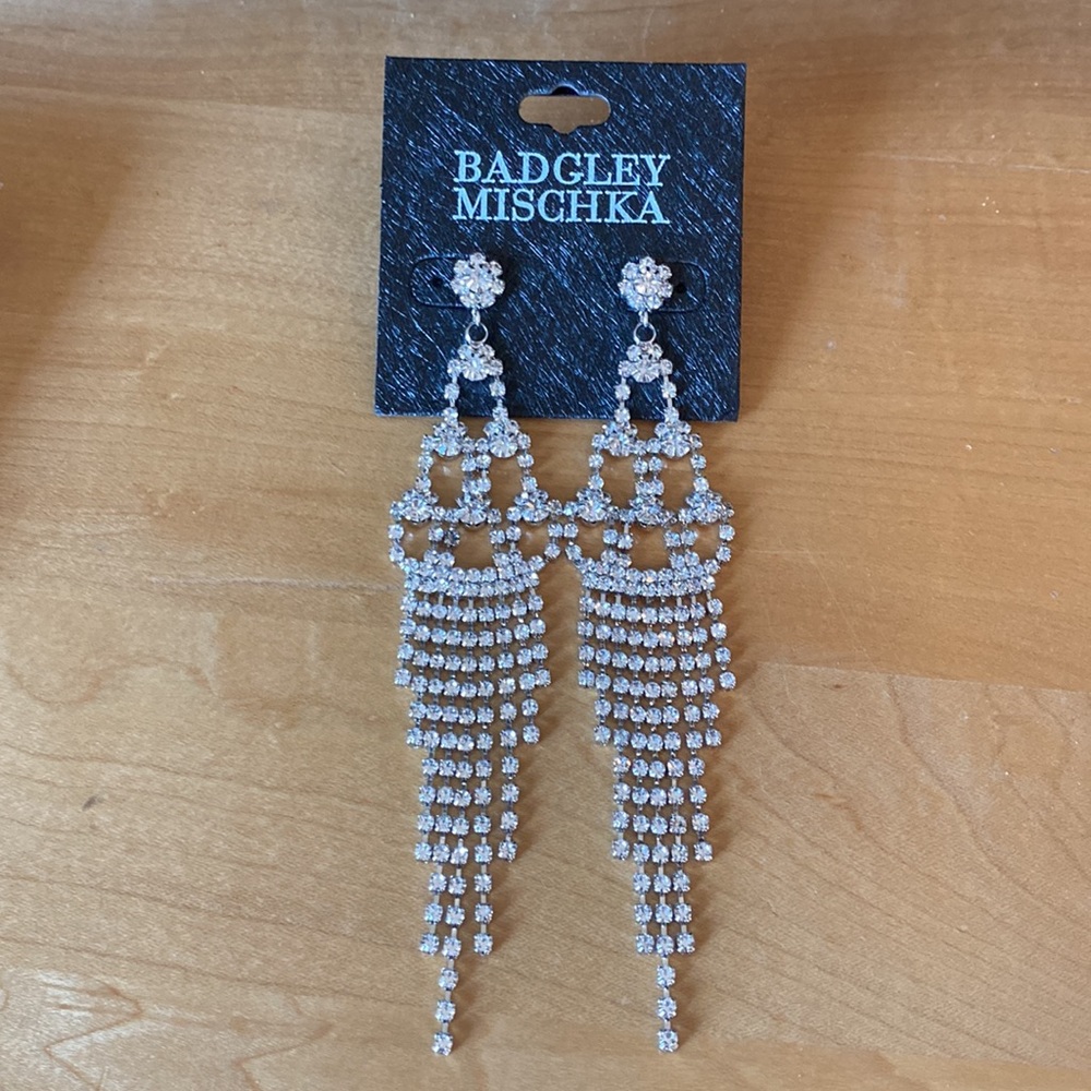 NWOT Badgley Mischka elegant rhinestone earrings